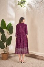 Women Foli Print Cotton Kurtis - Image 3