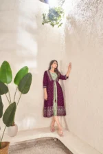 Women Foli Print Cotton Kurtis