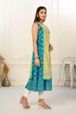 2 Layered Inner Cotton And Outward Jacket Chanderi Kurti For Women - Image 3