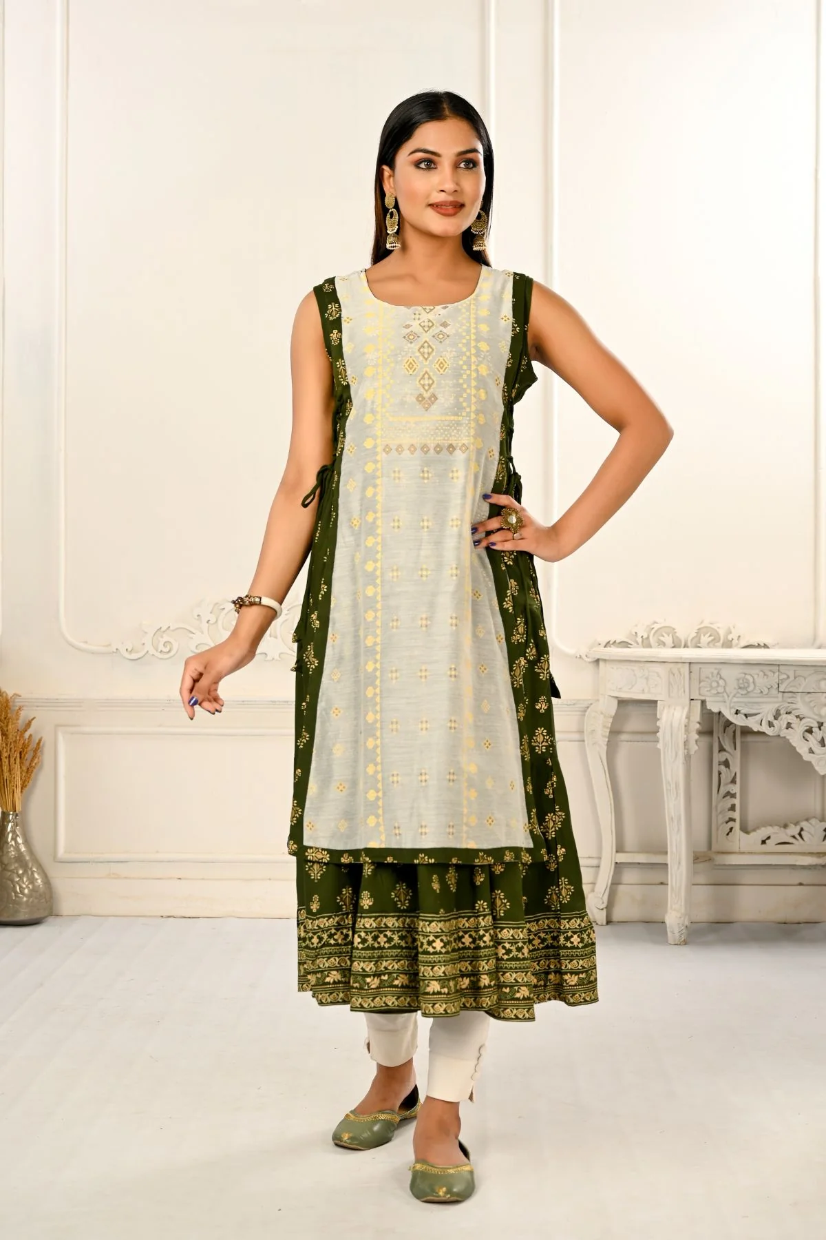 DSC9257.webp 2 Layered Inner Cotton And Outward Jacket Chanderi Kurti For Women - Image 1