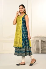 2 Layered Inner Cotton And Outward Jacket Chanderi Kurti For Women - Image 3