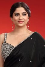Beautiful Black Designer Indo-Western Saree for Party and Reception - Image 2